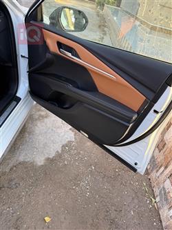 تۆیۆتا کامری